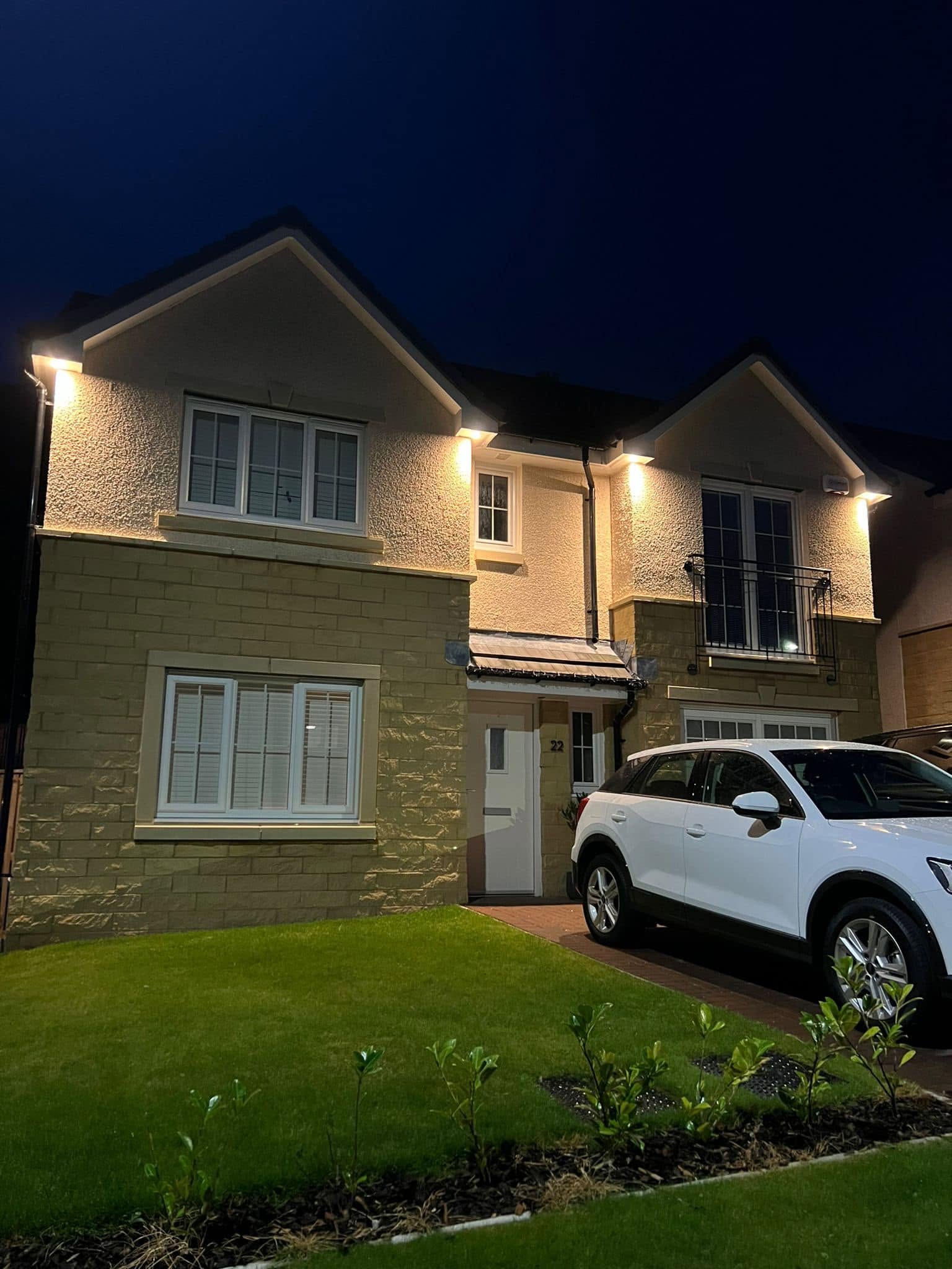 Exterior lighting installation